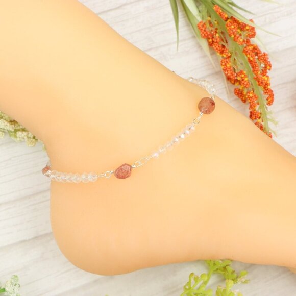 "Handmade Anklet – Elegant & Delicate Jewelry for Women | UNVRC1352 - Picture 1 of 10